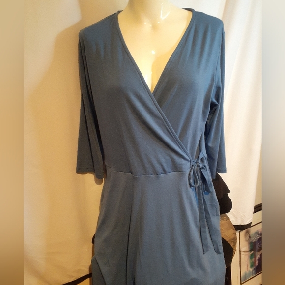 XL Pocket Charmyi Party Dress - Picture 11 of 11